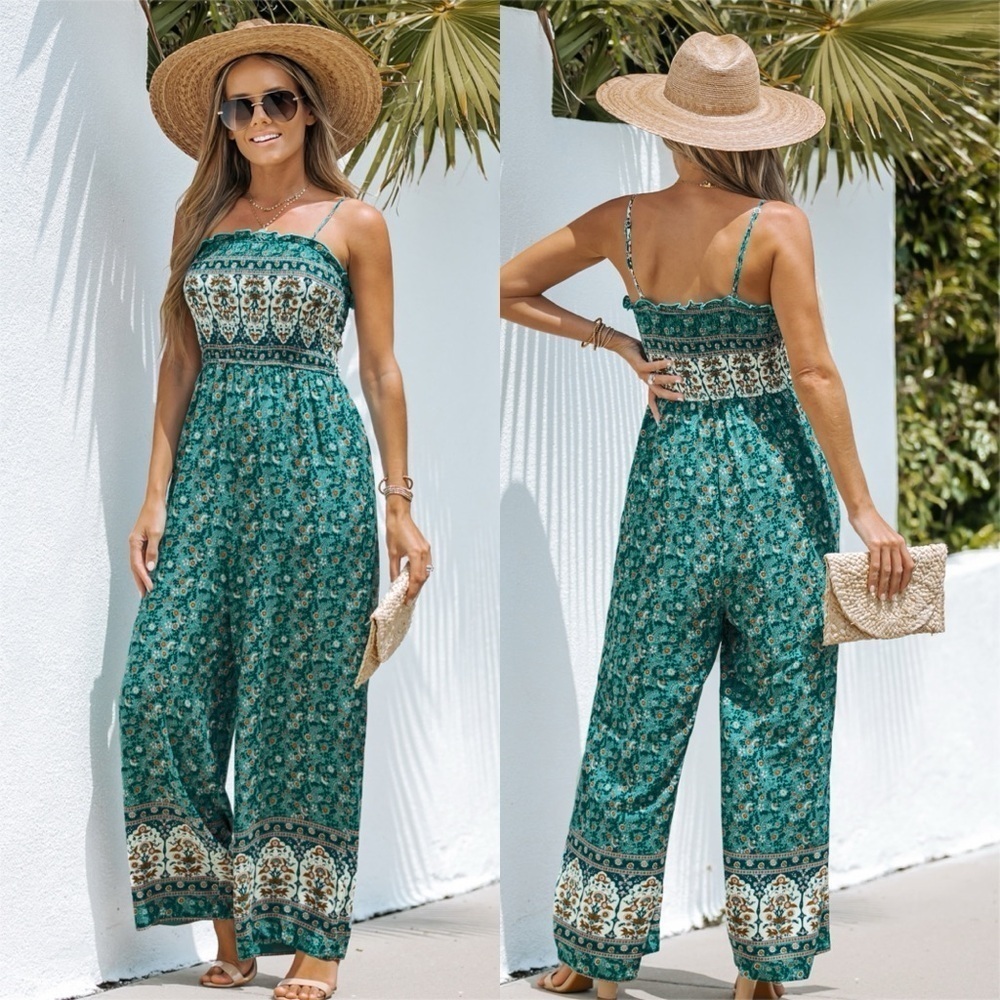 NWOT Cupshe Paisley Print Smocked Wide-Leg Jumpsuit Size M